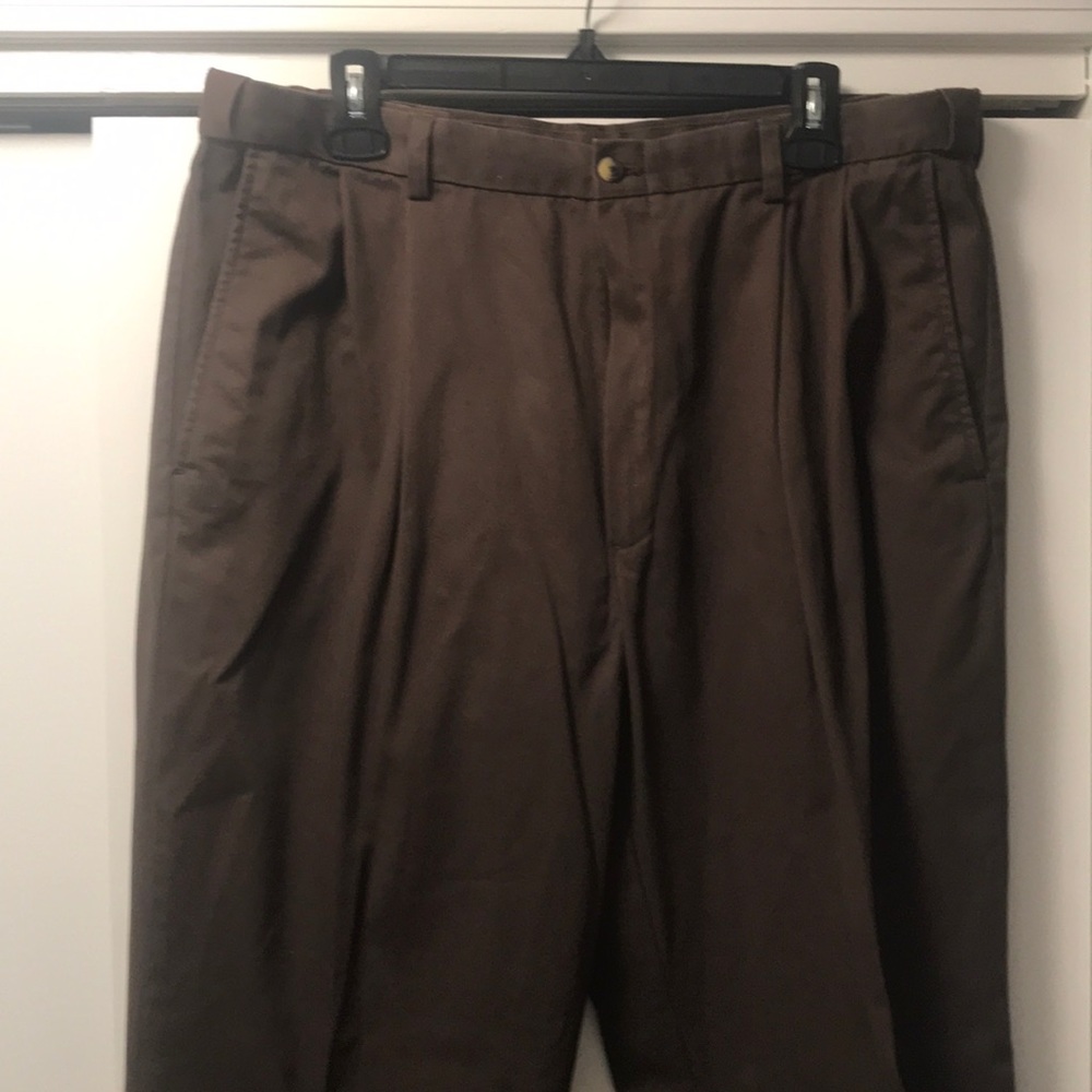 Haggar Dark Brown Khaki Pants 38w x 30L